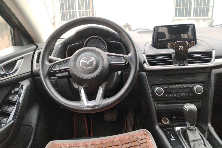 马自达3 昂克赛拉 2017款 三厢 1.5L 自动豪华型 国V中控内饰13