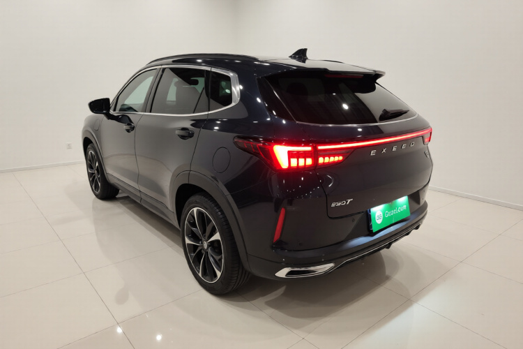 星途追风 2022款 凡尔赛版 1.6T DCT乘风起版车身外观5