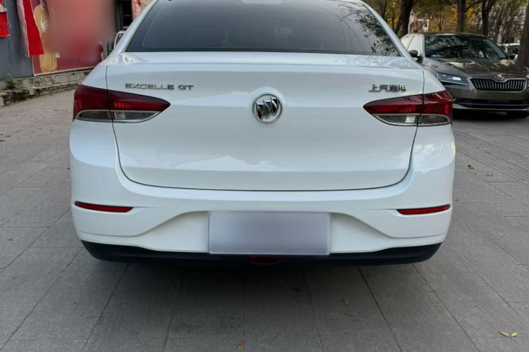 别克 英朗 2021款 改款 典范 1.5L 自动精英型车身外观6004