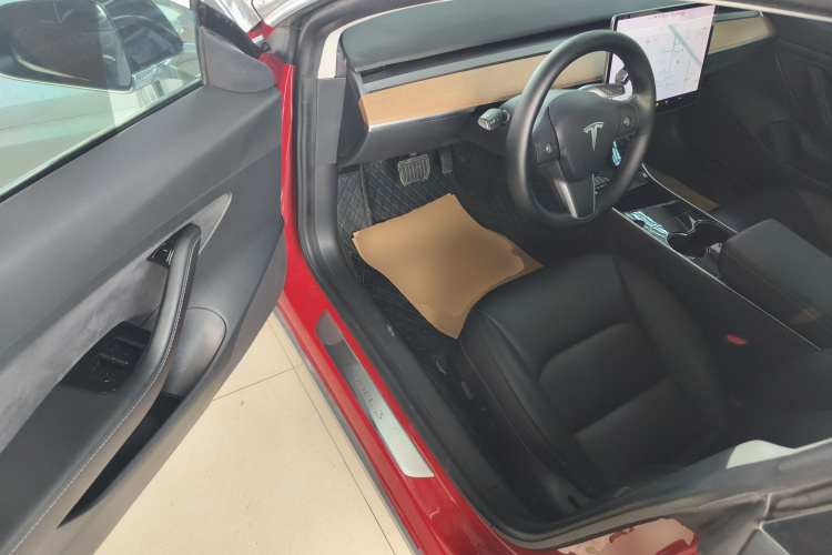 特斯拉 Model 3 2019款 标准续航后驱升级版中控内饰7003