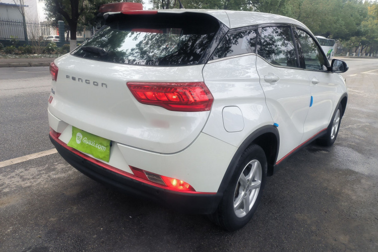 东风风光 风光500 2021款 1.5L CVT乐享型车身外观7