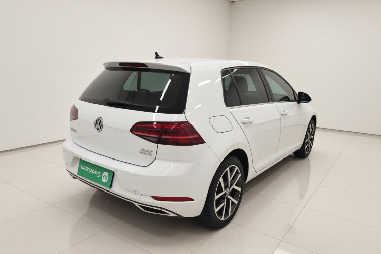 大众 高尔夫 2019款 280TSI DSG豪华型 国V车身外观7