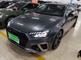 奥迪A4L 2024款 40 TFSI quattro RS套件燃速型