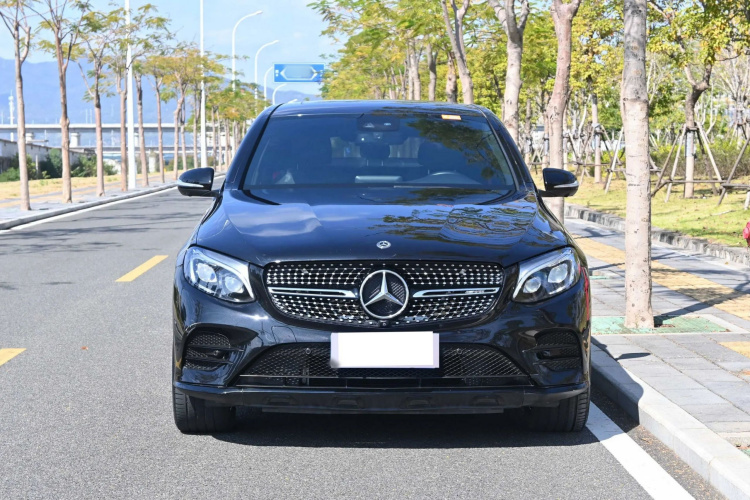 奔驰GLC轿跑 AMG 2017款 AMG GLC 43 4MATIC 轿跑SUV车身外观6001