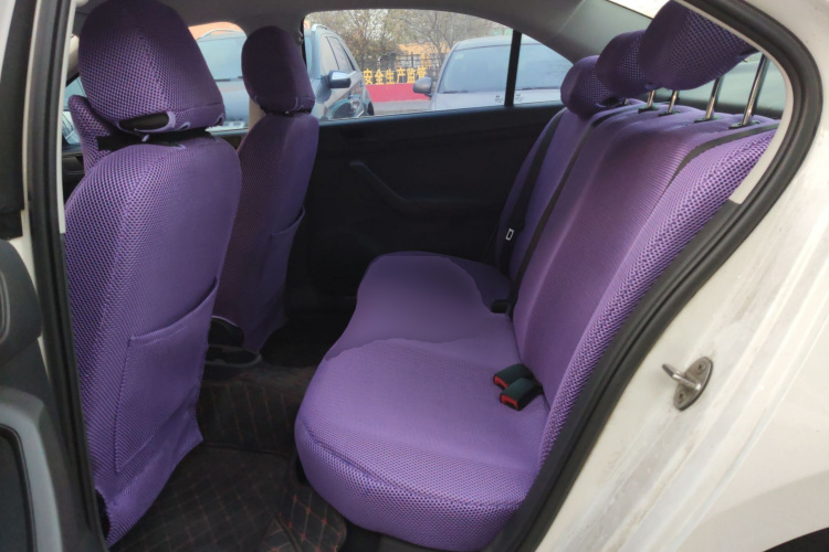 大众 桑塔纳 2021款 1.5L 自动风尚版中控内饰21