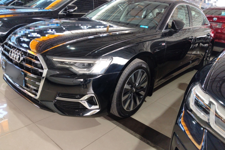 奥迪A6L 2020款 45 TFSI 臻选致雅型车身外观1