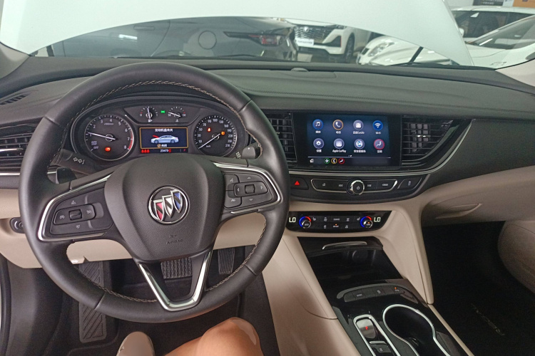 别克 君威 2020款 552T 精英型中控内饰7002