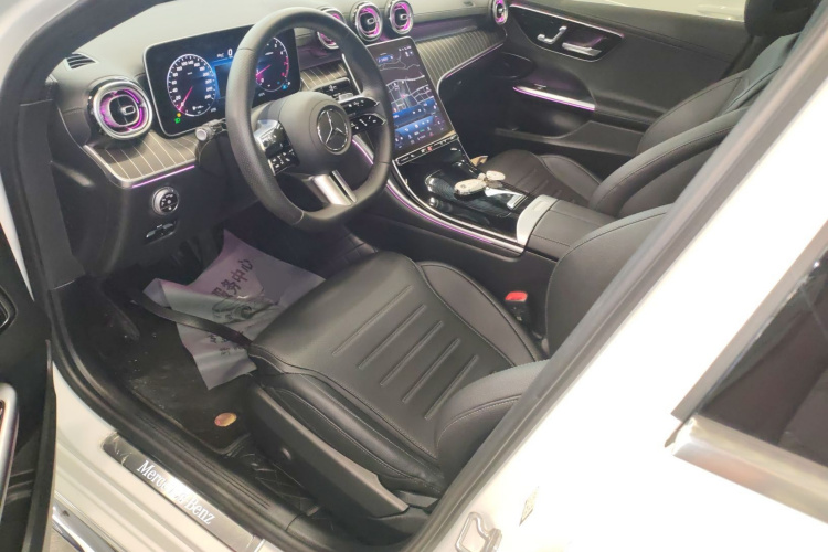 奔驰C级 2023款 改款 C 260 L 运动版中控内饰19