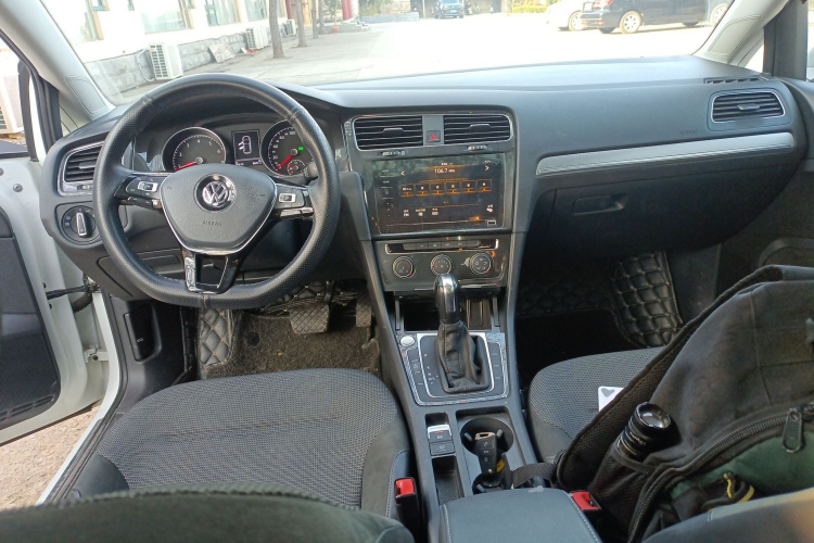 大众 高尔夫 2020款 挚爱版 280TSI DSG舒适型中控内饰7002