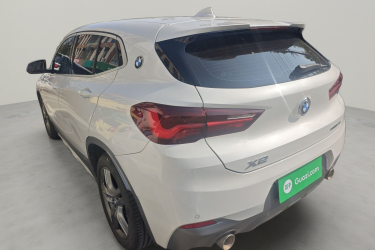 宝马X2 2021款 sDrive25i 领先型M越野套装车身外观5