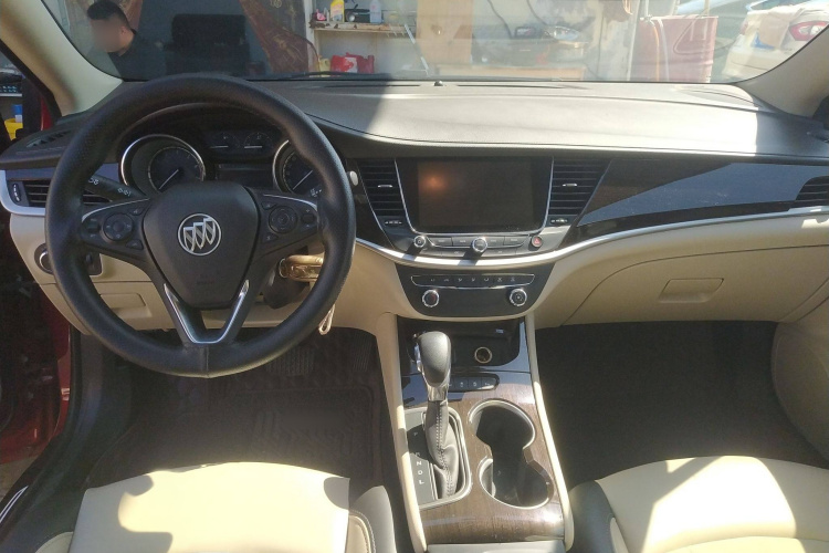 别克 威朗 2018款 三厢 15S 自动领先型中控内饰7003