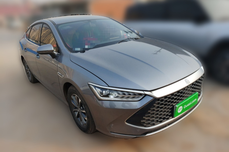 比亚迪 秦PLUS 2024款 荣耀版 DM-i 55KM领先型车身外观3