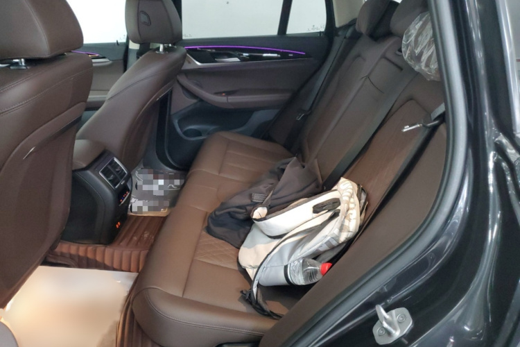 宝马X3 2022款 改款 xDrive25i M运动套装中控内饰7004