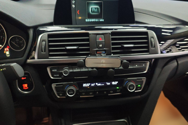 宝马3系 2018款 320Li 时尚型局部细节16