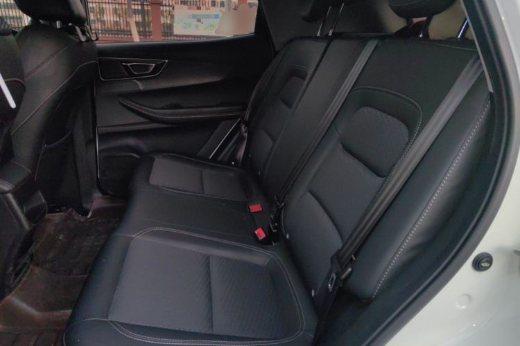 奇瑞 瑞虎5x 2020款 1.5L 手动时尚版中控内饰21