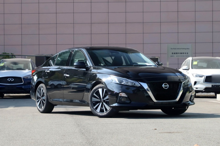 日产 天籁 2021款 2.0L XL Upper AD1 智行领航版车身外观6005