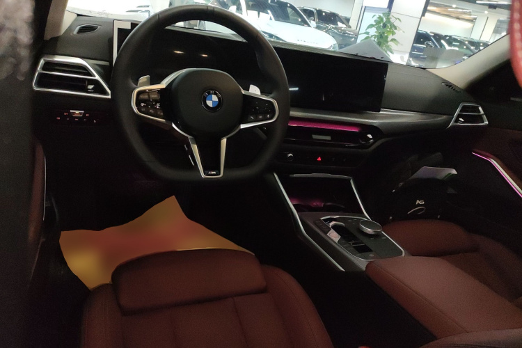 宝马3系 2025款 330Li M运动曜夜套装中控内饰12