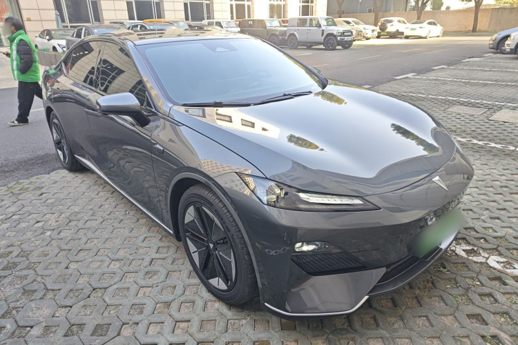 深蓝汽车 深蓝SL03 2024款 530商务版车身外观3