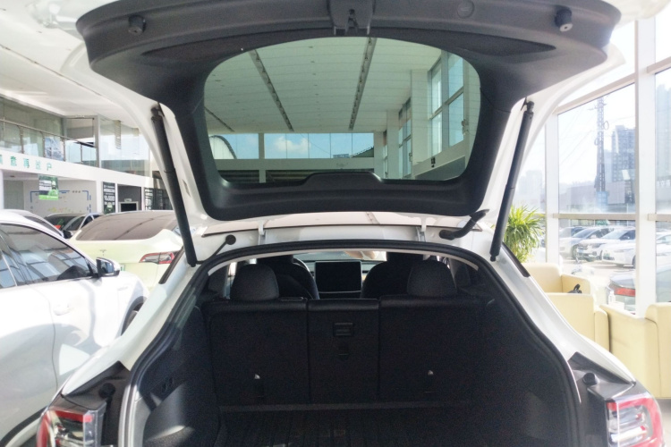特斯拉 Model Y 2021款 标准续航后驱版机舱底盘23