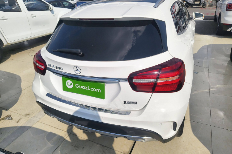 奔驰GLA 2019款 GLA 200 时尚型车身外观6004