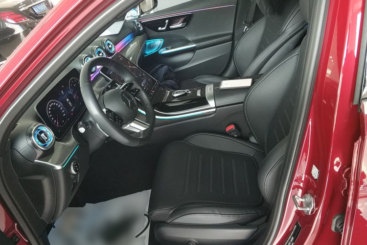 奔驰C级 2023款 改款 C 200 L 运动版局部细节19