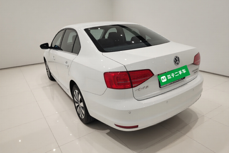 大众 速腾 2017款 180TSI 自动臻享版车身外观5