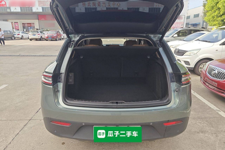 鸿蒙智行 问界M5 2022款 增程四驱性能版中控内饰23