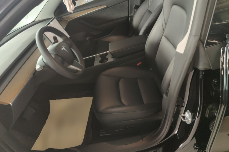 特斯拉 Model 3 2022款 后轮驱动版局部细节19