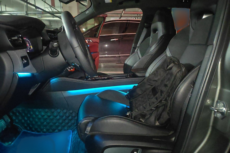 领克03 2021款 2.0TD 自动劲Plus局部细节19