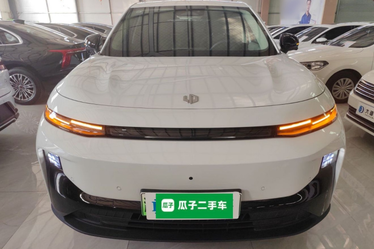 零跑汽车 零跑B10 2025款 510舒享版车身外观2