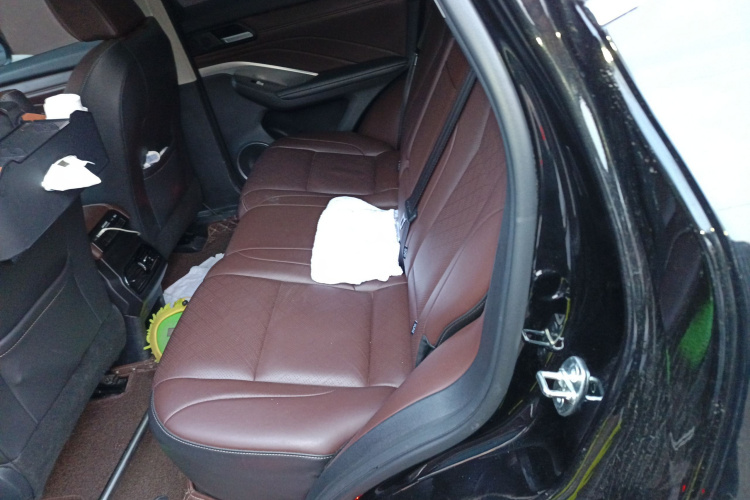 魏牌 VV6 2020款 2.0T 四驱智驭+中控内饰21