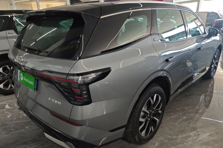 福特 2025款 锐界L 2.0T EcoBoost E混动四驱七座至尊型车身外观7