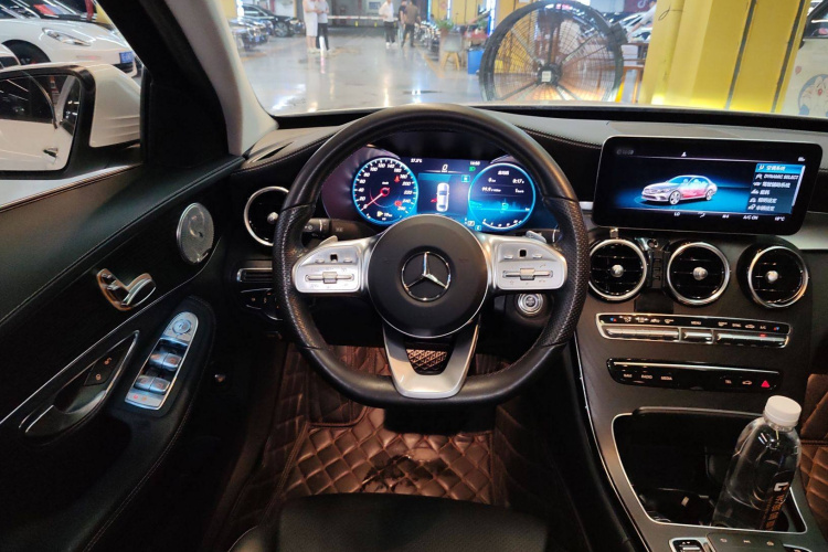 奔驰C级 2021款 C 200 L 时尚型运动版局部细节13