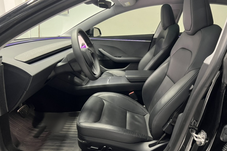 特斯拉 Model 3 2023款 后轮驱动版局部细节19