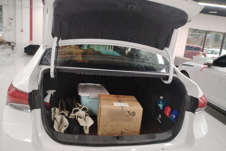 别克 英朗 2021款 改款 典范 1.5L 自动精英型机舱底盘23