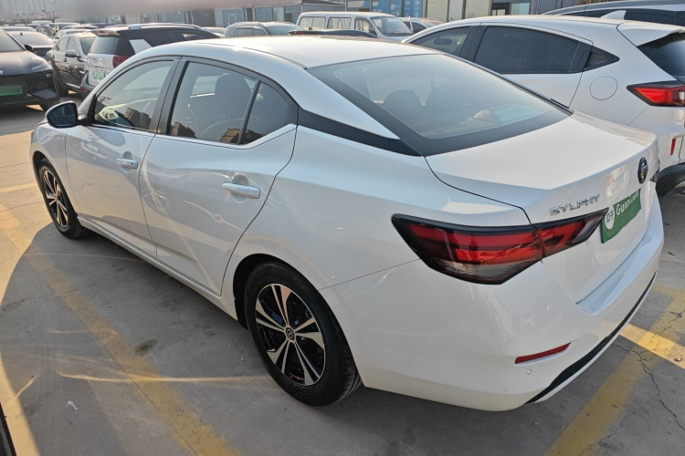 日产 轩逸 2021款 1.6L XL CVT悦享版车身外观4