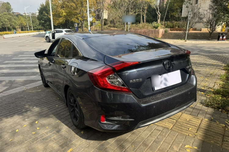 本田 思域 2019款 220TURBO CVT劲动版 国VI车身外观6005