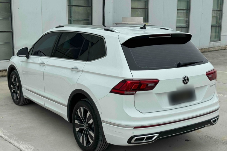 大众 途观L 2024款 出众款 330TSI 自动两驱R-Line龙耀版车身外观6002