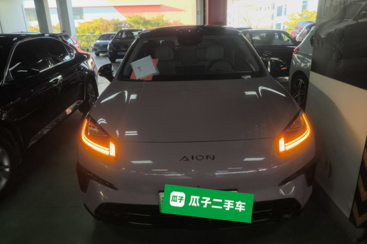 埃安 AION RT 2025款 650激光雷达版车身外观2
