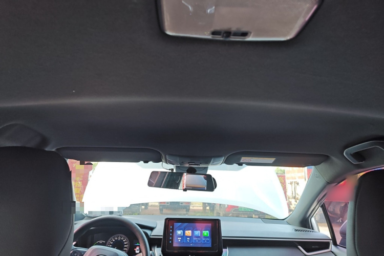 丰田 雷凌 2022款 双擎 1.8H E-CVT领先版中控内饰22