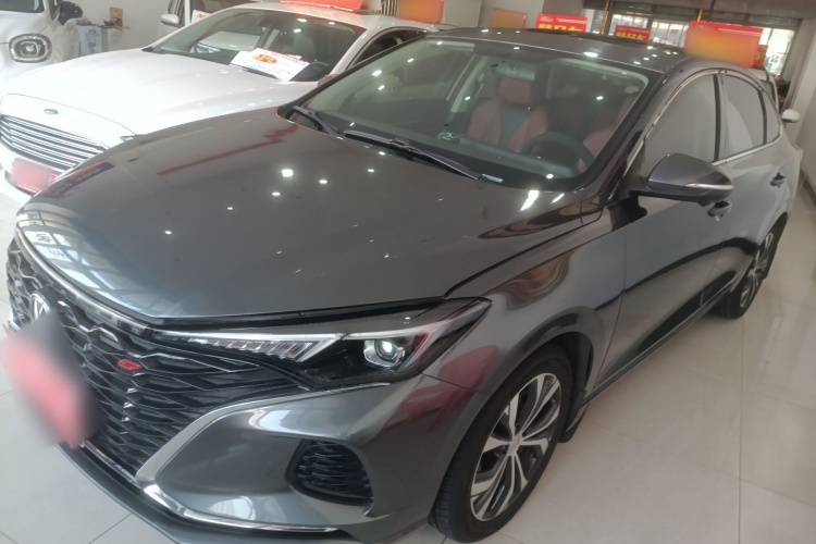 长安 逸动 2021款 PLUS 蓝鲸NE 1.4T GDI DCT旗舰型车身外观4