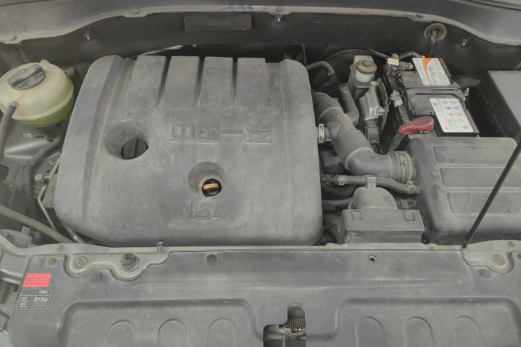 一汽 森雅R7 2016款 1.6L 手动豪华型局部细节24