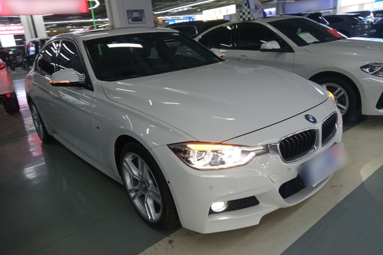 宝马3系 2019款 320i M运动套装车身外观3
