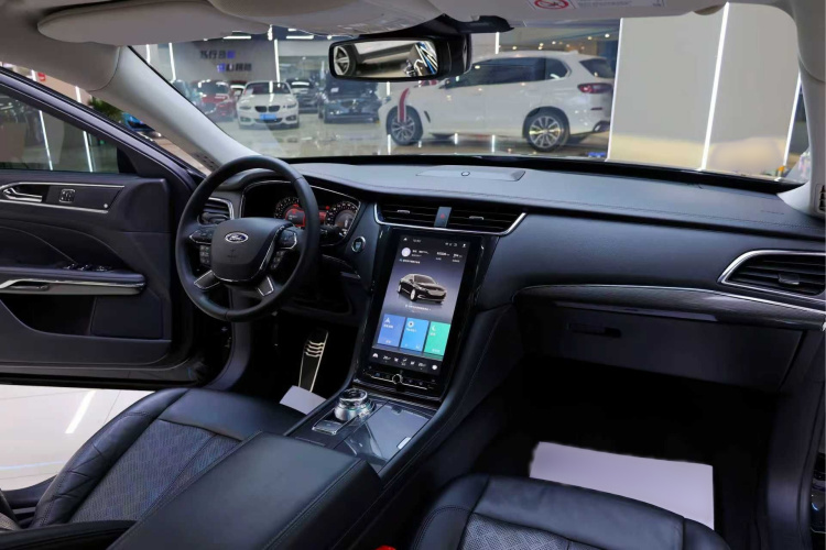 福特 金牛座 2019款 EcoBoost 245 尊享版中控内饰7004