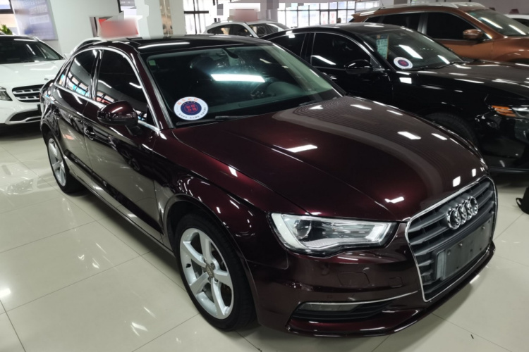 奥迪A3 2014款 Limousine 35 TFSI 自动舒适型车身外观3