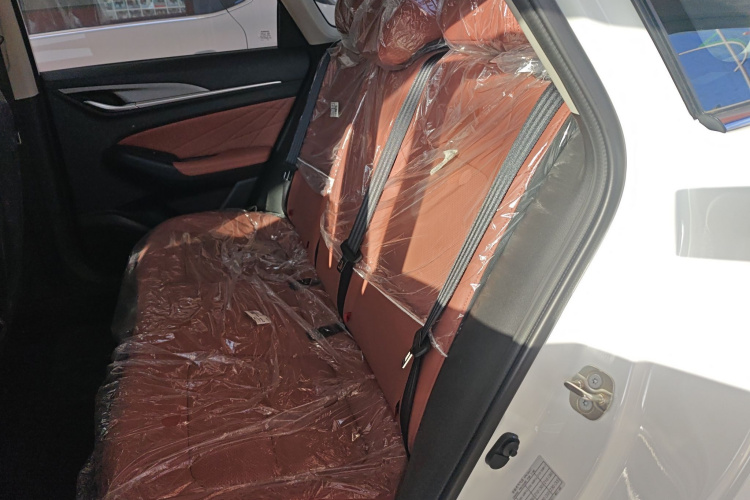 长安 逸动 2025款 PLUS 1.4T 双离合高能版中控内饰7001