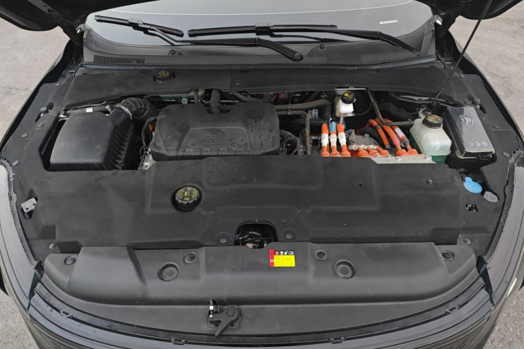 五菱汽车 五菱星光 2023款 70 标准版机舱底盘24