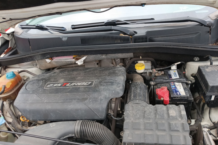 广汽传祺 传祺GS4 2017款 235T 自动两驱精英版局部细节24