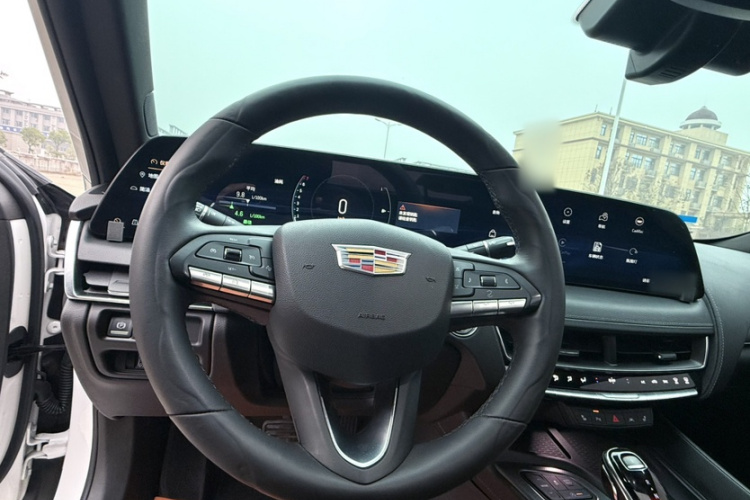 凯迪拉克CT5 2024款 28T 豪华型Pro中控内饰7002