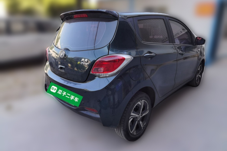 长安欧尚 奔奔E-Star 2021款 国民版 心怡版 （快充版）三元锂车身外观6005